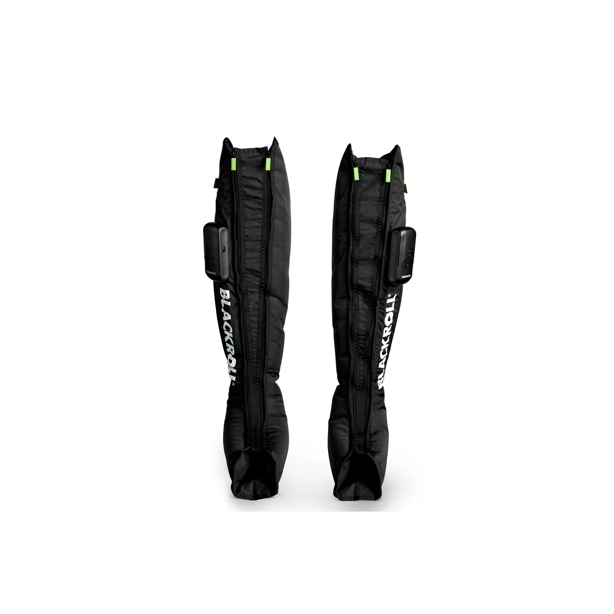 COMPRESSION BOOTS 2.0 mit eingesetzter Erweiterung am Oberschenkel